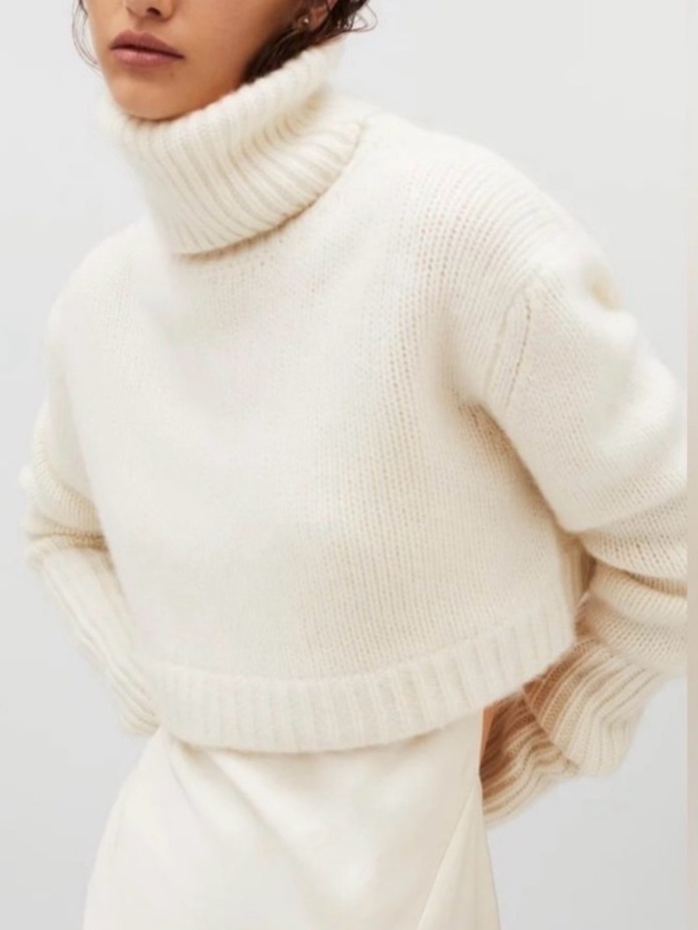 Zara Cream Cropped Boxy Turtleneck Sweater